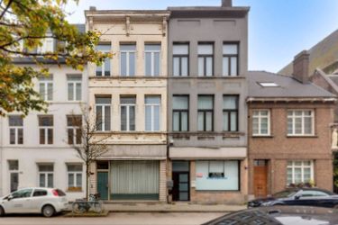 Herenhuis met handelspand in Antwerpen-Noord.