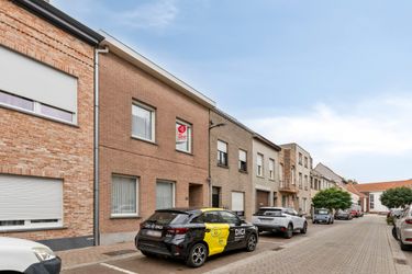 Ruim huis te koop met 6 slaapkamers in Blankenberge centrum