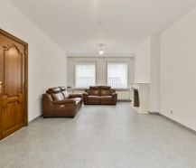 Ruim huis te koop met 6 slaapkamers in Blankenberge centrum