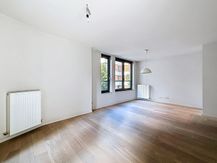 Brussels: 2-bedroom apartment + terrace + parking