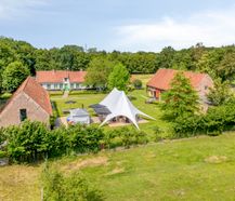 Idyllische hoeve met twee afzonderlijke vakantieverblijven te Beernem