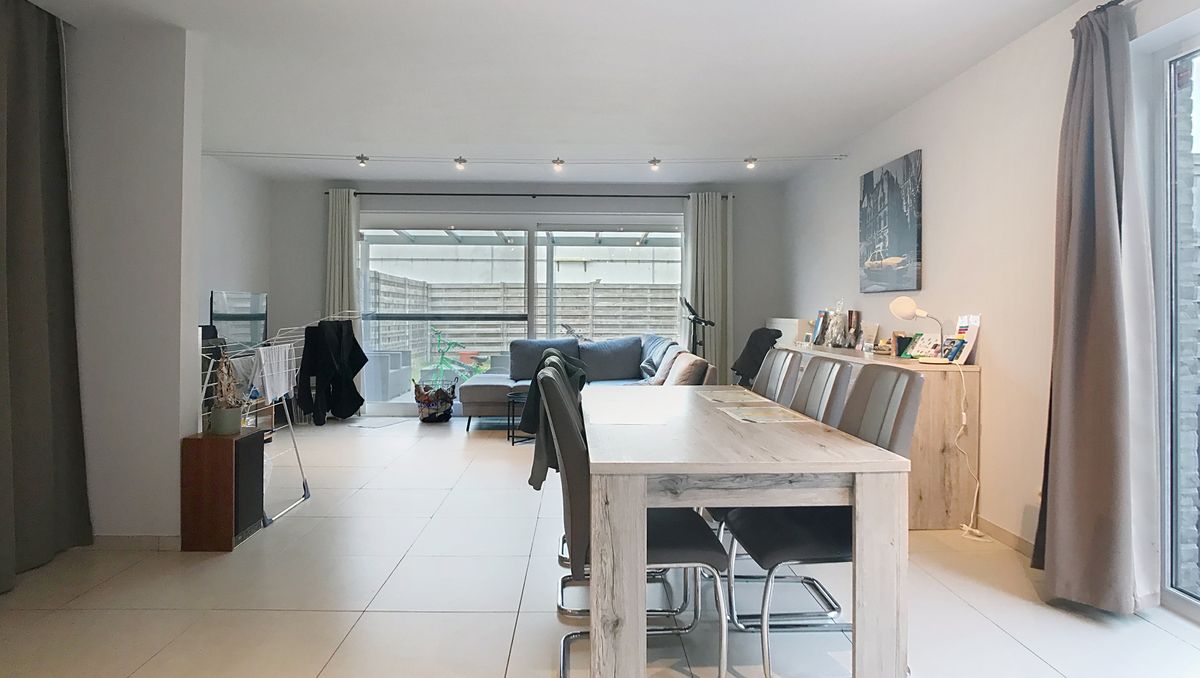 Instapklare woning met 3 slaapkamers en tuin te Torhout.