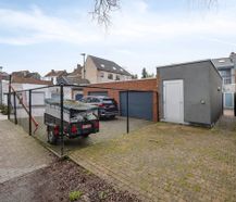 Handelsgelijkvloers of kantoor in hartje Asse