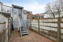 Handelsgelijkvloers of kantoor in hartje Asse 