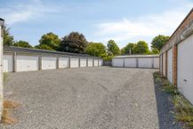 Garagebox te koop gelegen vlakbij het centrum te De Panne.