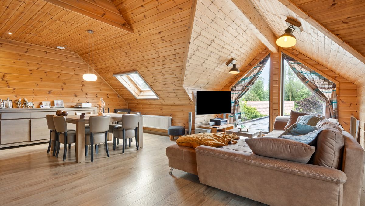Charmant huis met gastenverblijf te koop in Brakel