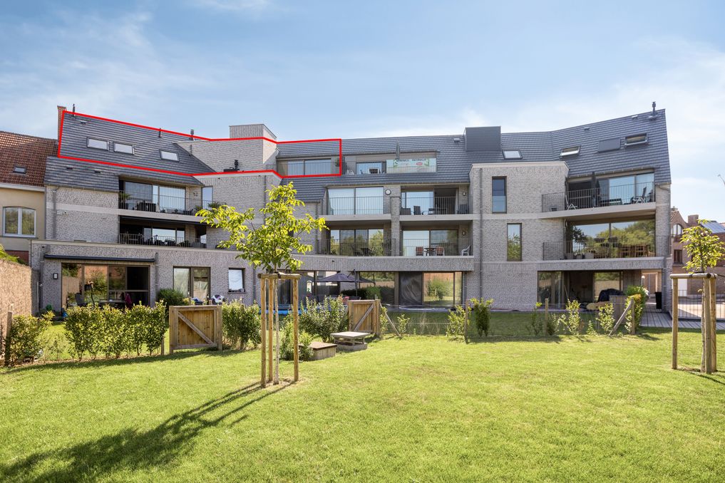 Ruim appartement te koop in Ieper met twee kamers en terras