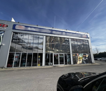 Patrimoniumvennootschap met 2 handelspanden en KMO-unit