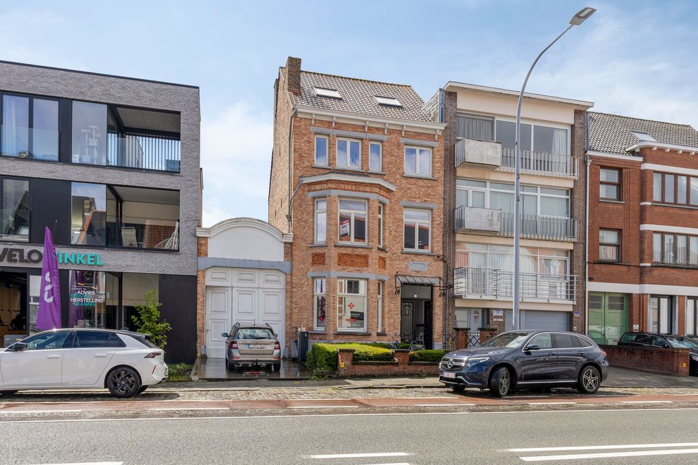 Opbrengsteneigendom op centrale locatie te Sint-Andries