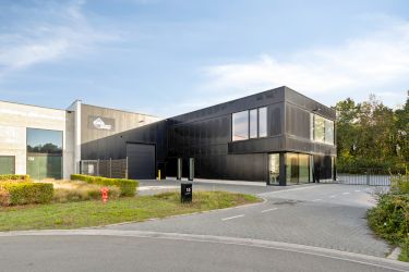 Bureaux récemment construits (269 m²) avec entrepôt (660 m²) à louer dans un emplacement privilégié à Aarschot