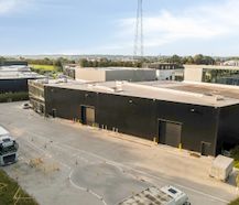 Bureaux récemment construits (269 m²) avec entrepôt (660 m²) à louer dans un emplacement privilégié à Aarschot