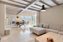 Uitzonderlijk ruime woning (307m²) te koop in centrum Zillebeke