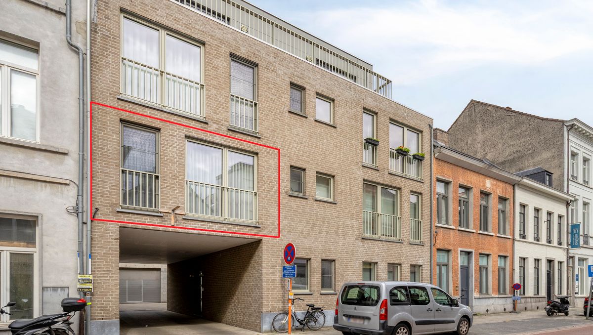 recent appartement op 1ste verdieping te koop in hartje Lier