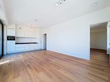 Brussels - Beautiful one bedroom apartment+terrace (12floor)