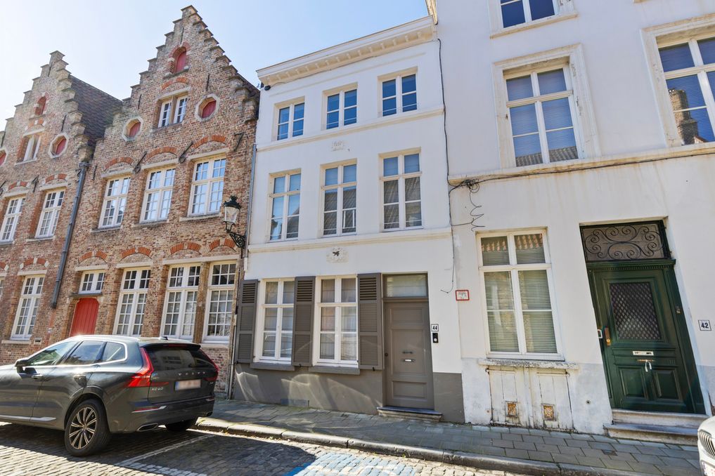 Charmant huis te koop in stadscentrum van Brugge