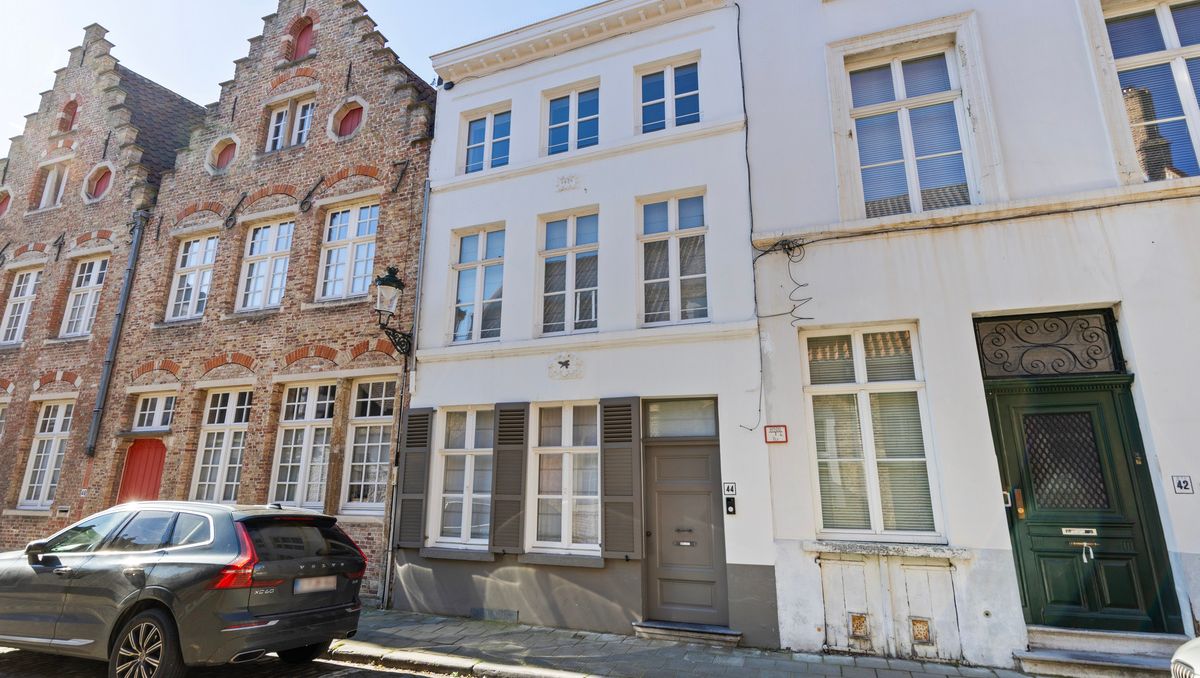 Charmant huis te koop in stadscentrum van Brugge