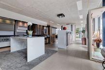 Handelspand (ca. 284 m²) met appartement te koop Merelbeke