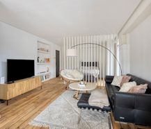 Handelszaak momenteel ingericht als appartement te koop!