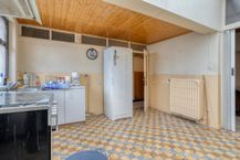 Te renoveren huis met unieke tuin te koop in centrum Knokke