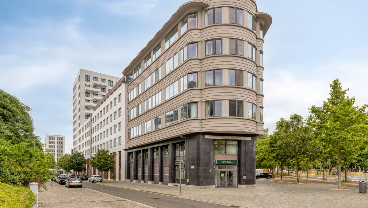Veelzijdige bedrijfsruimte te huur op het Eilandje in Antwerpen