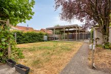 Halfopen bebouwing in Essen-Wildert met 5 slaapkamers