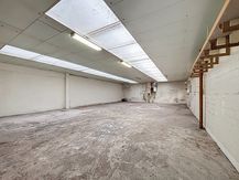 Te Huur: Praktische Loods / Magazijn van 175 m²