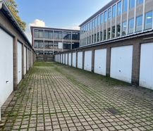 Garage op een centrale ligging te Izegem.