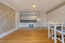 Appartement de 3 chambres avec terrasse spacieuse et place de parking