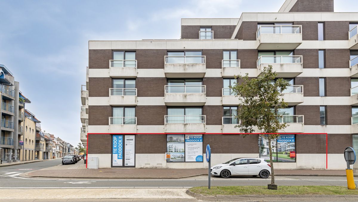 Casco commercial property for sale on the Koninklijke baan in De Panne