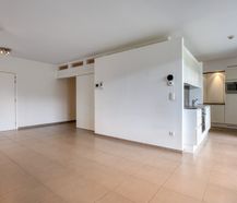 Assistentiewoning met terras en ondergrondse autostaanplaats