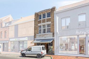 Ruim handelspand met appartement en tal van mogelijkheden
