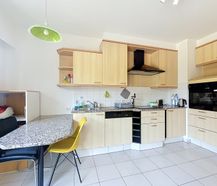 2-slaapkamer appartement te huur met terras in afgesloten residentie "Nachtegalenhof" in Wilrijk