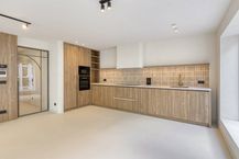 Opbrengsteigendom met 3 appartementen te koop in Knokke-Heist