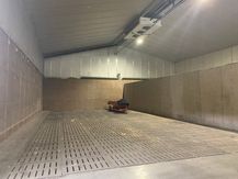 Verschillende frigo loodsen te huur per kist in Lo