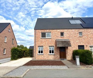 Huis te huur in een rustige woonwijk te Kuringen.