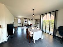 Huis te huur in een rustige woonwijk te Kuringen. 