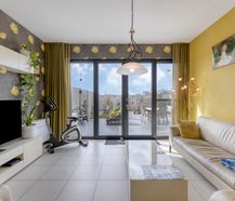 Appartement met ruim terras te koop in Zedelgem