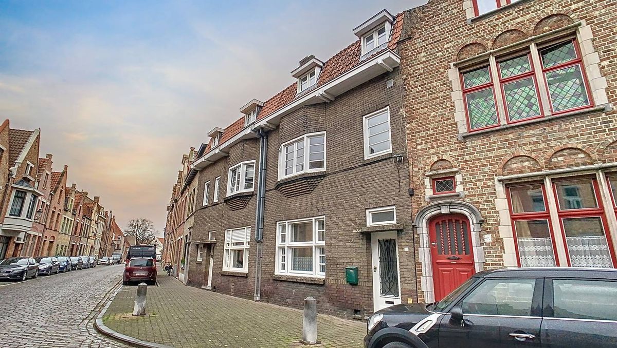 Charmante herenwoning met 3 slaapkamers en ruime tuin te huur