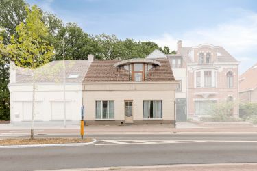 Woning te koop met ruime polyvalente ruimte te Essen-Heikant