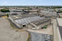 Magazijnruimte van ca. 3.000 m² in industriezone Kuurne