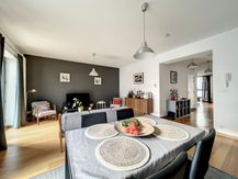 Splendide loft meublé de 115 m² avec terrasse et parking