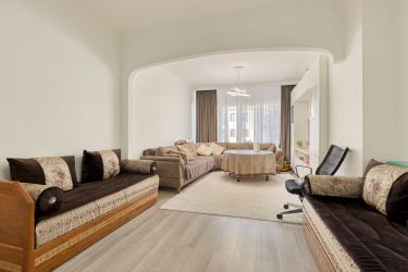 Instapklaar appartement met 2 slaapkamers te koop in Wilrijk