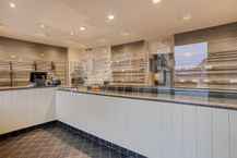 Bakery with studio and apartment for sale in Auderghem