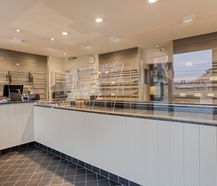 Bakery with studio and apartment for sale in Auderghem