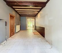 Te renoveren woning met 5 slaapkamers vlakbij Rivierenhof