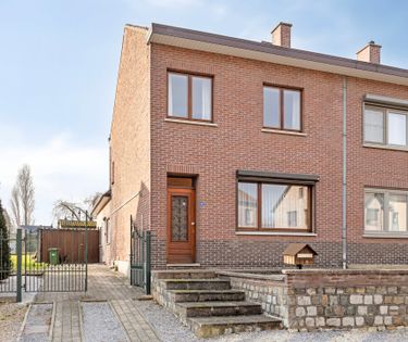 Te renoveren woning op 24a 33ca in Lanaken