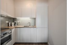 Gerenoveerd 2 slaapkamer appartement vlakbij de Zeedijk!