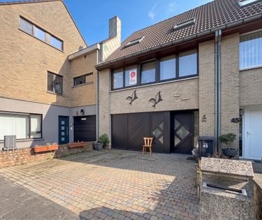 Bel-Étage Woning Te Huur in Oostende
