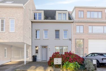 Instapklaar gelijkvloers appartement met tuin in Wilrijk.