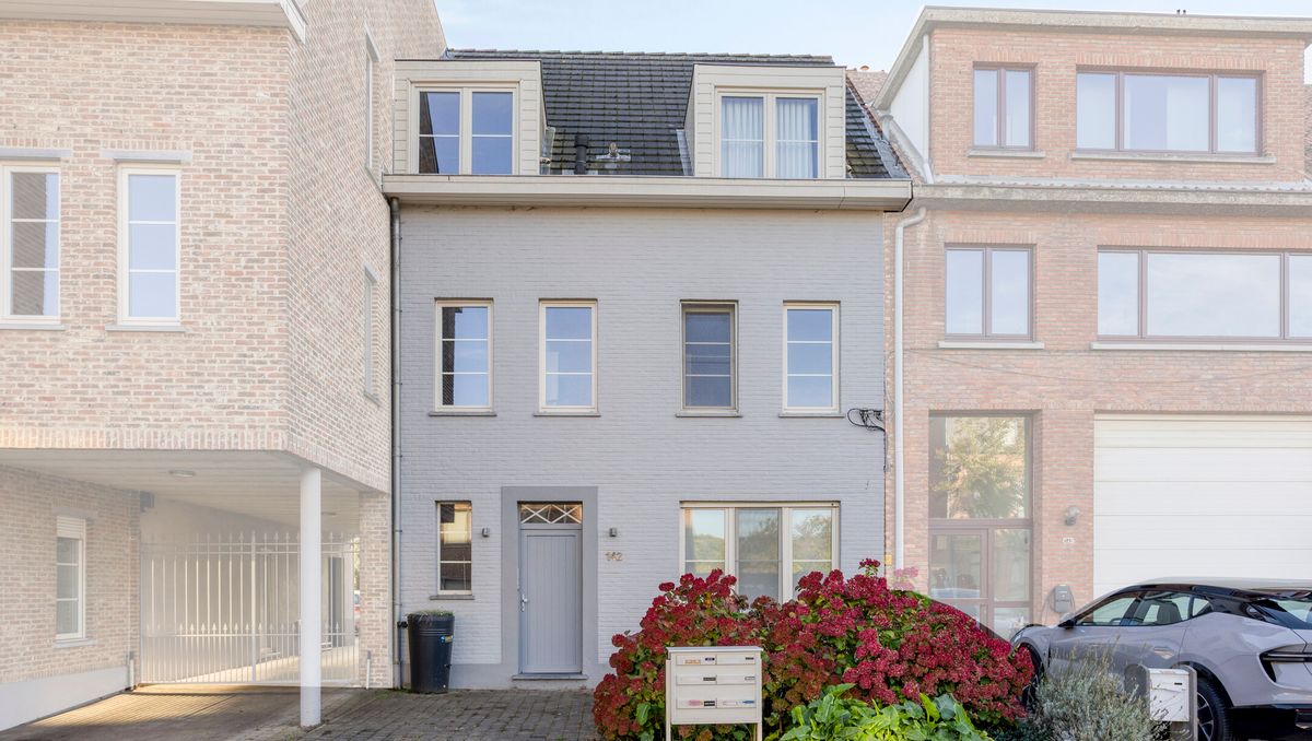 Instapklaar gelijkvloers appartement met tuin in Wilrijk.